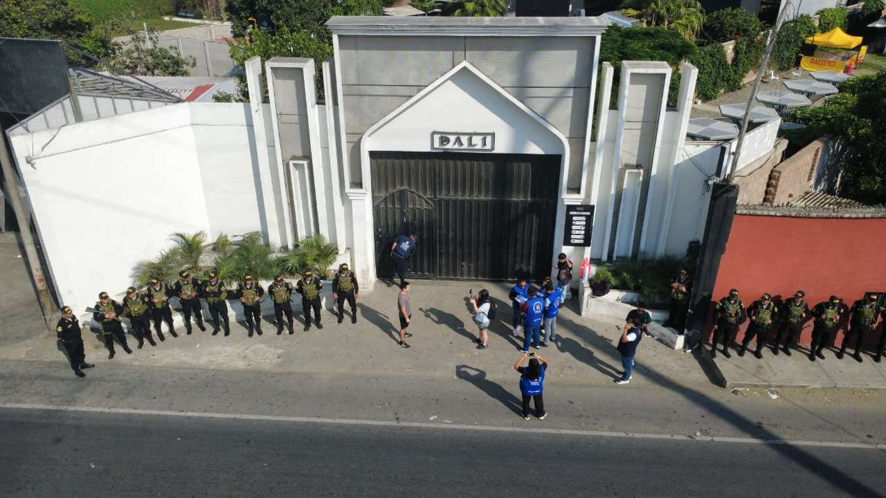 Dalí no cerraba a la 1 de la mañana ni sacaba permisos para realizar los espectáculos no deportivos que organizaba los fines de semana.