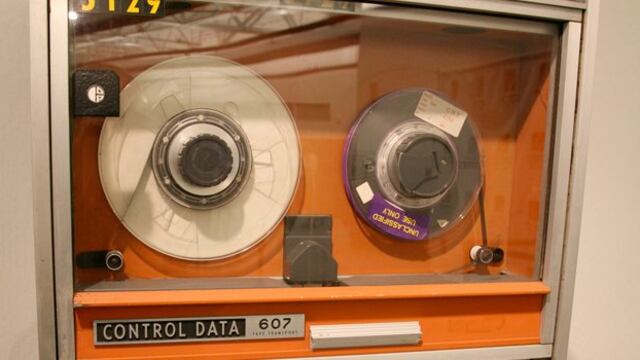 Todos vuelven: las cintas magnéticas reemplazarán a los discos duros