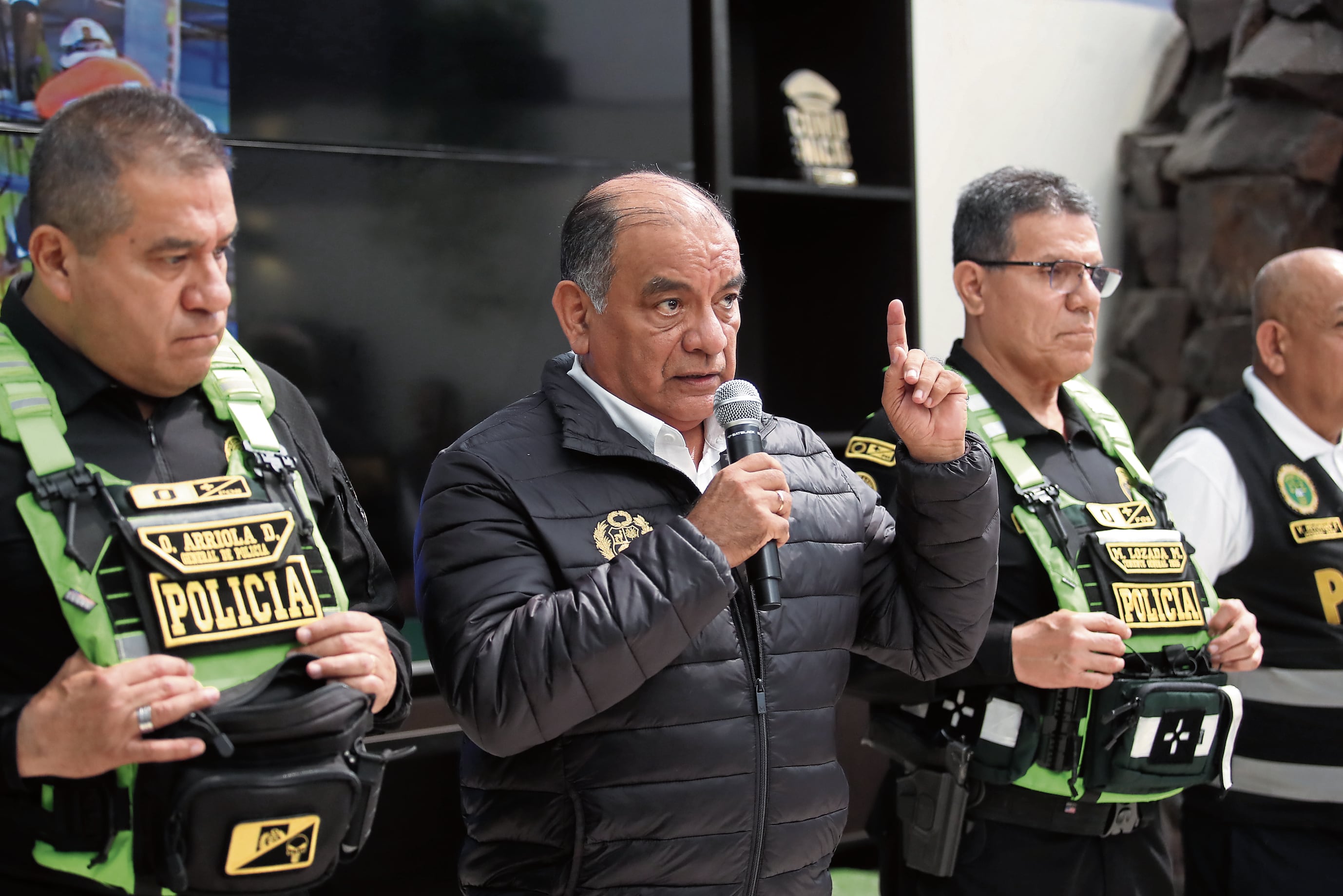 El ministro del Interior sostuvo que el comandante general de la PNP está técnicamente calificado, pero remarcó que ello no garantiza su permanencia. “En algún momento se verá”, afirmó. (Foto: Jesús Saucedo @photo.gec)