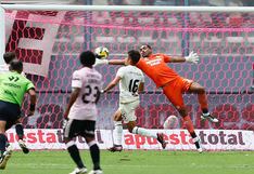 Universitario de Deportes venció (2-0) a Sport Boys en el Estadio Nacional