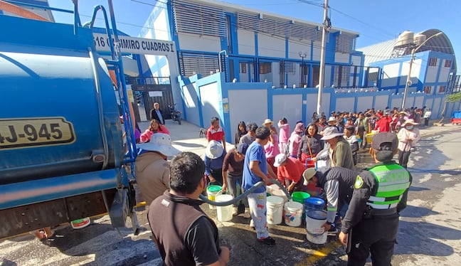 Pobladores de Cayma esperaron 3 días para recibir agua de cisterna (Foto: Juan Guillermo Mamani/@photo.gec)