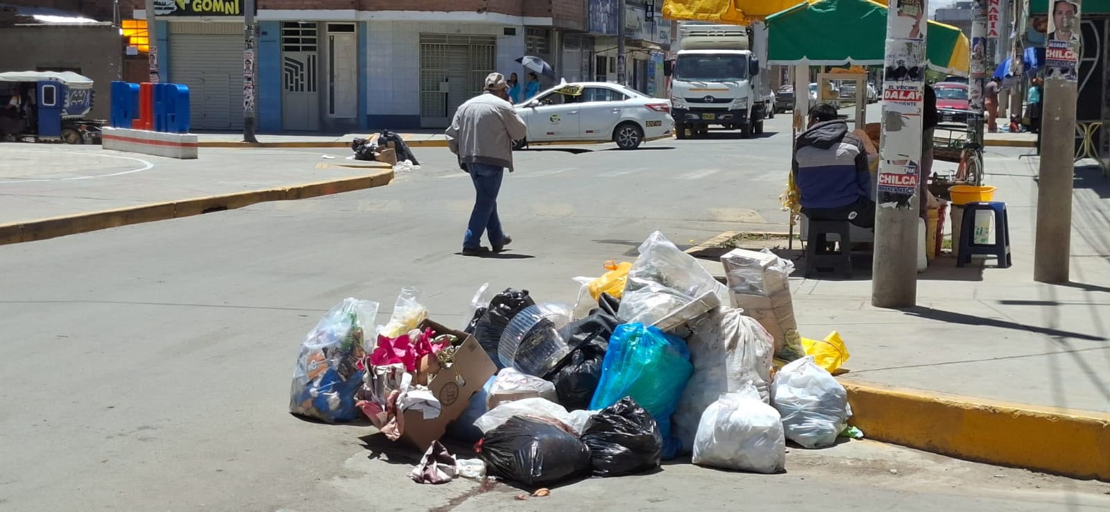 Chilca inundada de basura por cierre de botadero