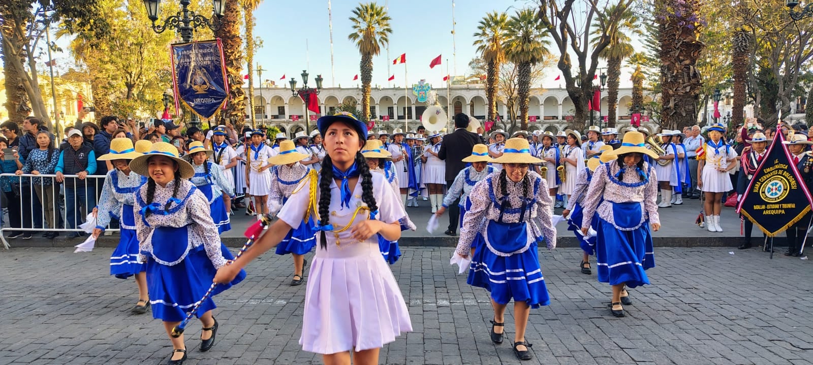 Bandas Escolares por el Aniversario de Arequipa. Foto: Municipalidad Provincial de Arequipa.