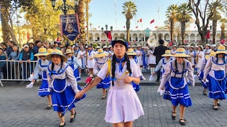 Diez colegios llevaron música al Centro Histórico de Arequipa (FOTOS)