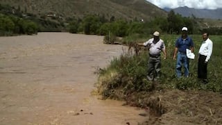 Crecida de ríos Huallaga y Huertas alarma a vecinos