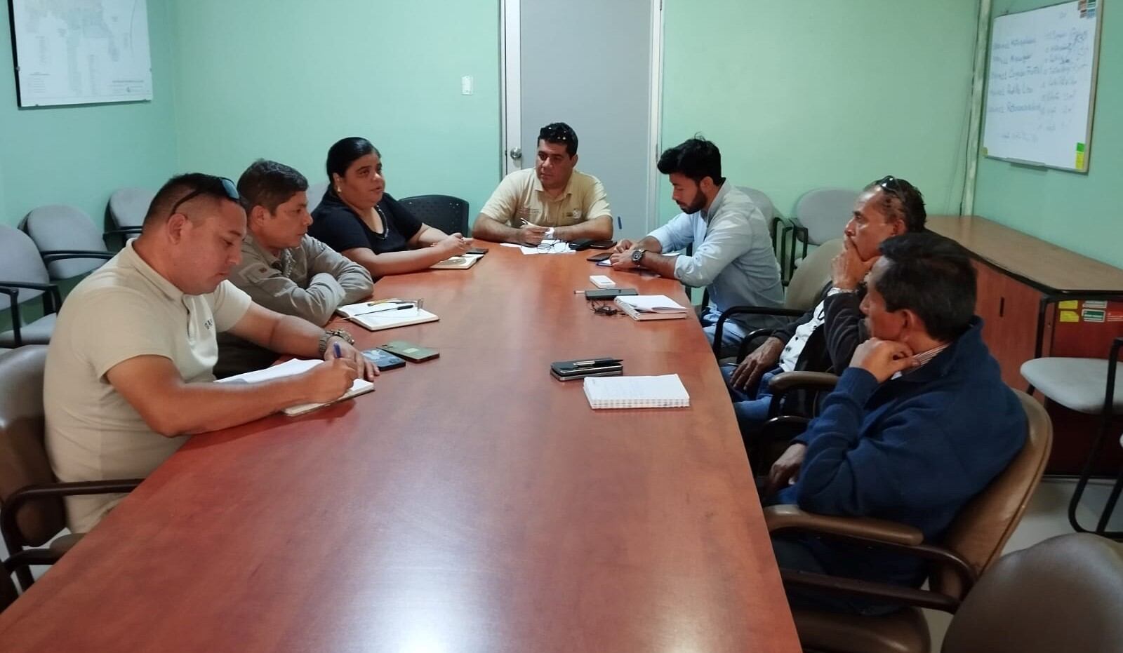 Funcionarios de la municipalidad se reunieron con representantes de dicha empresa para solucionar este problema que afecta a varias zonas