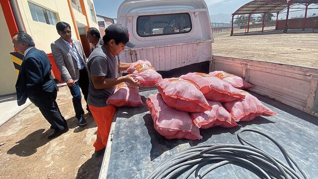 Mercados de Arequipa dejan de vender papa por el alza en el precio