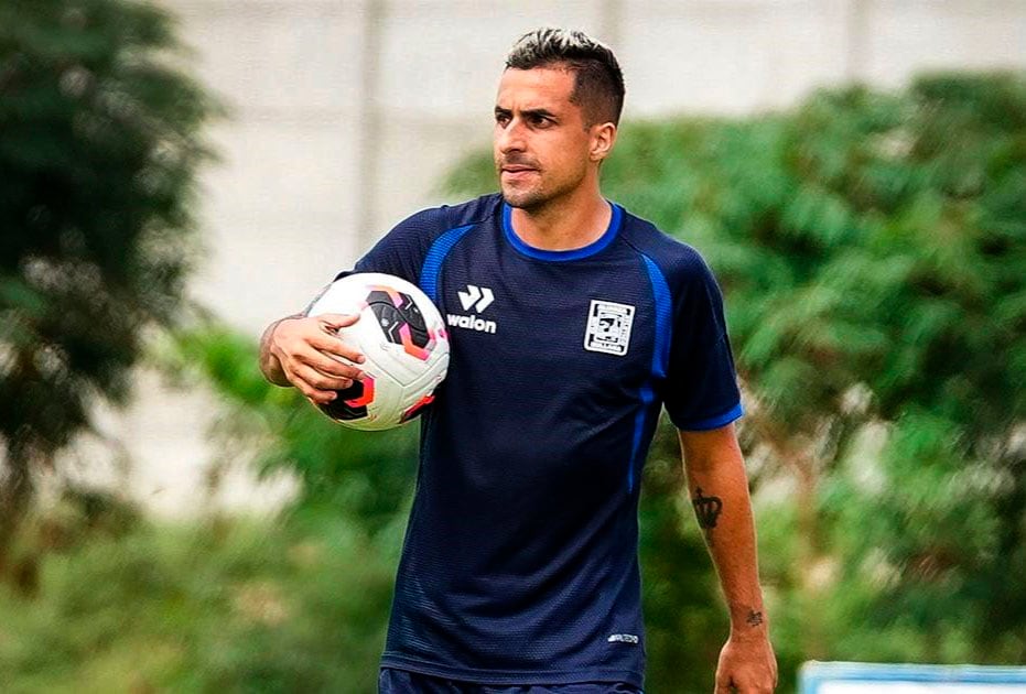 Jugador "Churre" contento de haber aportado al triunfo en el último partido.