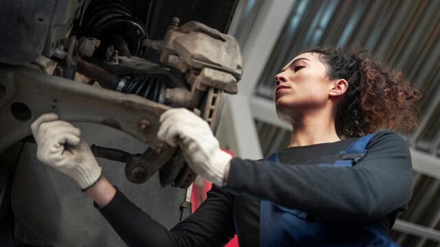 Cetemin: ¿Cuál es el panorama laboral de las mujeres en carrerastécnicas no tradicionales?