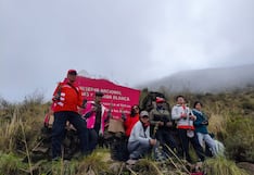 Andinistas sembraron 100 queñuales en las faldas del Misti en Arequipa