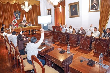 Investigan a alcalde de Trujillo, Mario Reyna, y a 15 regidores
