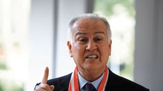 López-Chau exige salida del general Arriola