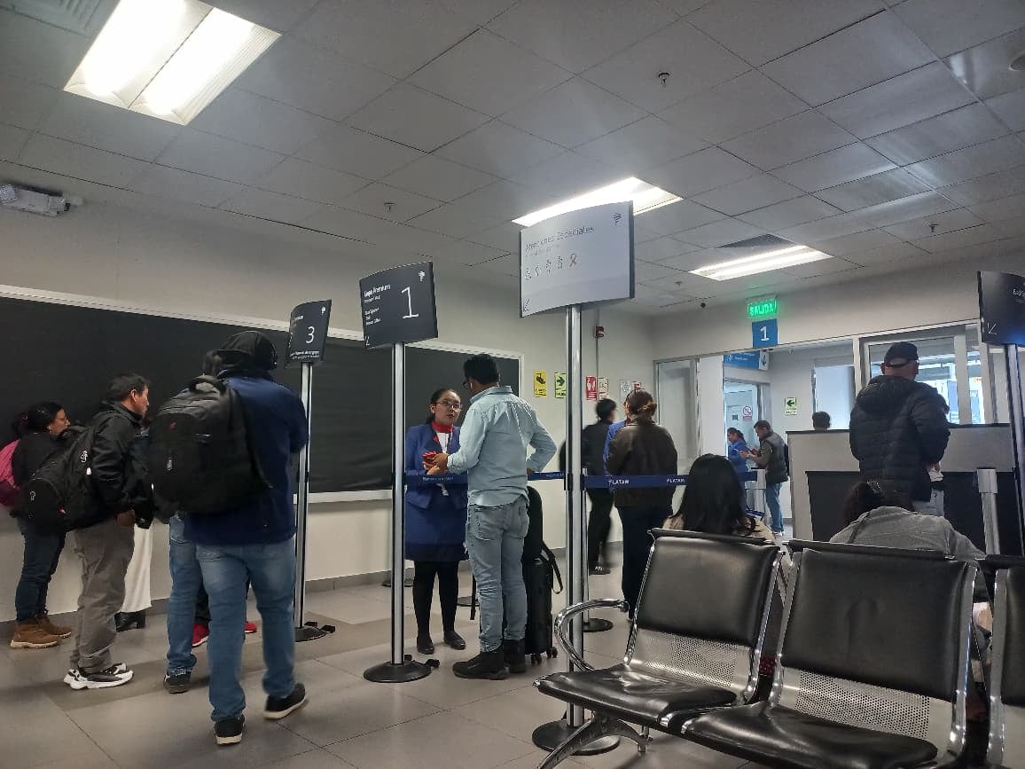 Aerolíneas reprograman los vuelos cancelados de ayer (Foto: GEC)