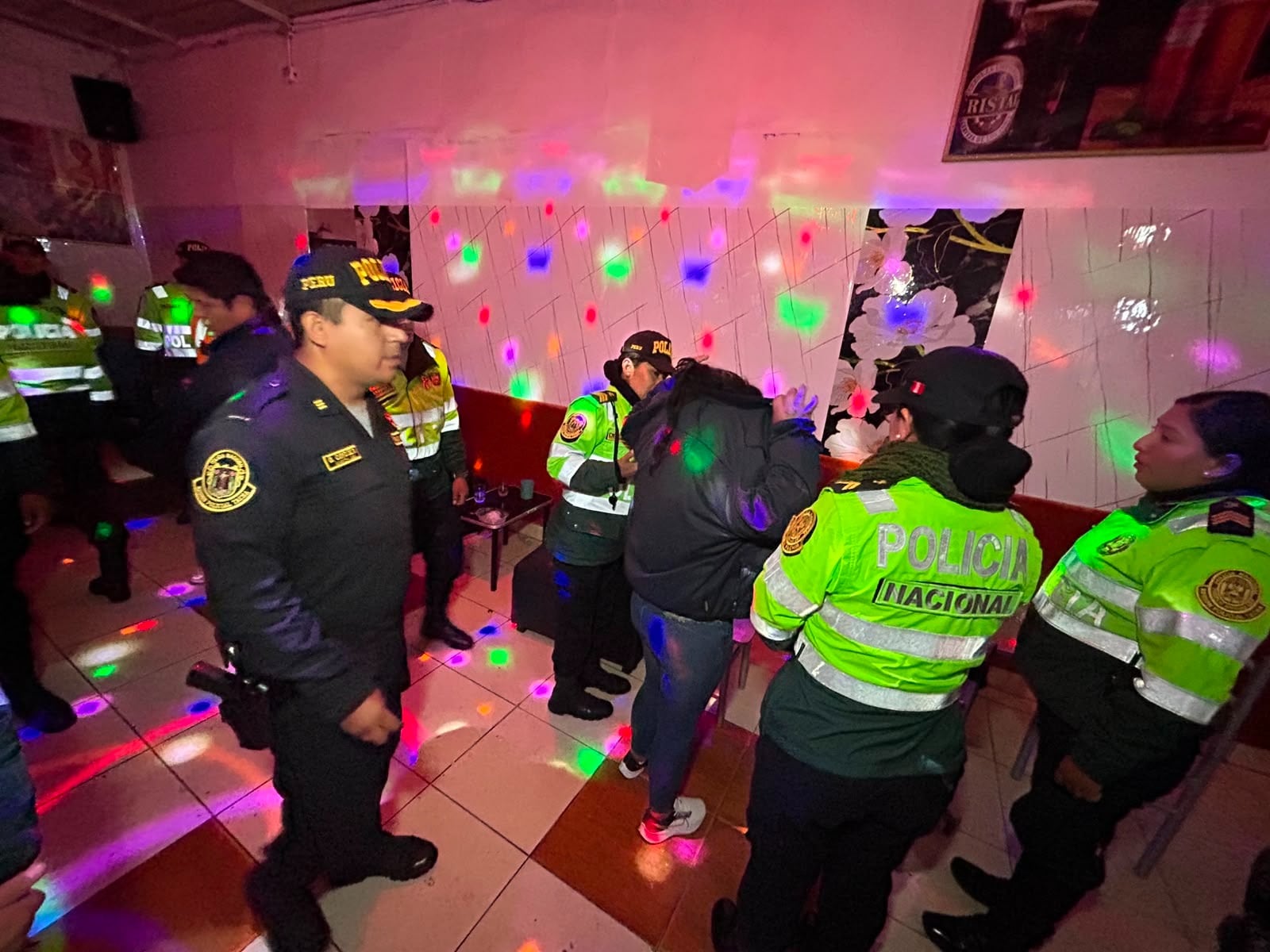La operación conjunta reunió a personal de la Policía y el municipio. (Foto: Difusión)