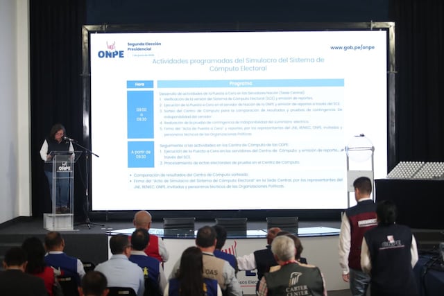 ONPE realiza simulacro nacional para probar sistema de cómputo de la segunda vuelta electoral (Fotos: Jesús Saucedo/GEC)
