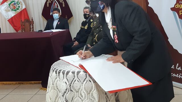Libro del acta de la independencia del Perú llegó a Tacna