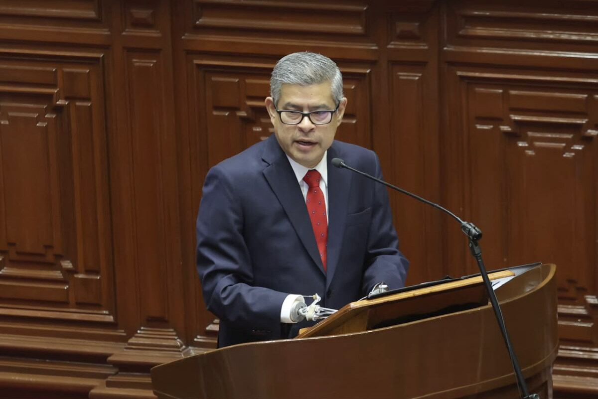 Premier Galarreta pide seis meses para exhibir resultados