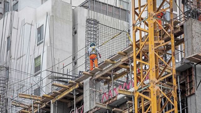 Circulo de especialistas capacita a trabajadores de construcción en Huancayo