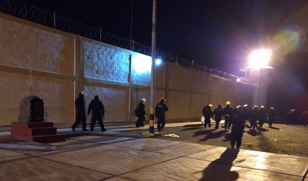 Personal policial tiene a su cargo la seguridad exterior de la cárcel