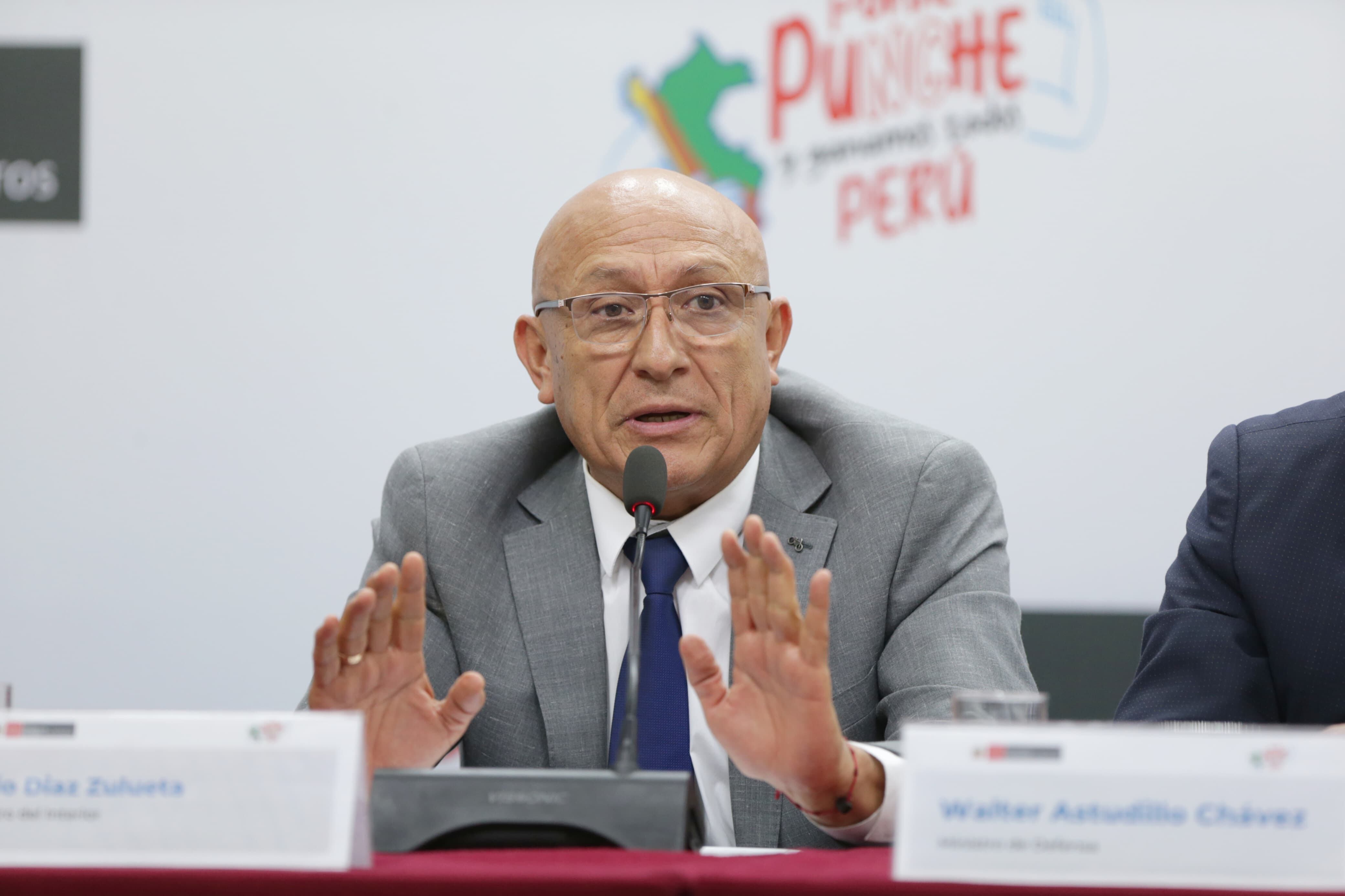 Julio Díaz Zulueta confirmó que las pesquisas sobre el asesinato de 13 personas apuntan a organizaciones criminales vinculadas a la minería ilegal y anunció la participación del grupo especial GRECO en las investigaciones.