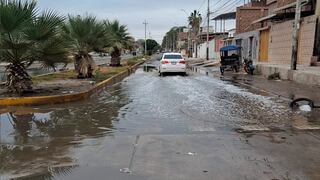 Piura: Hallan troncos y llantas en redes de desagües en la Urb. El Chilcal y calles aledañas