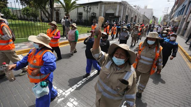 Arequipa: Sindicatos inician movilización por calles del centro de la ciudad