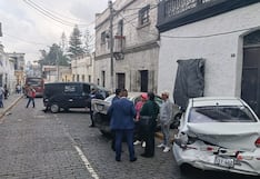 Bus de transporte público choca a 4 vehículos menores en Arequipa (VIDEO)
