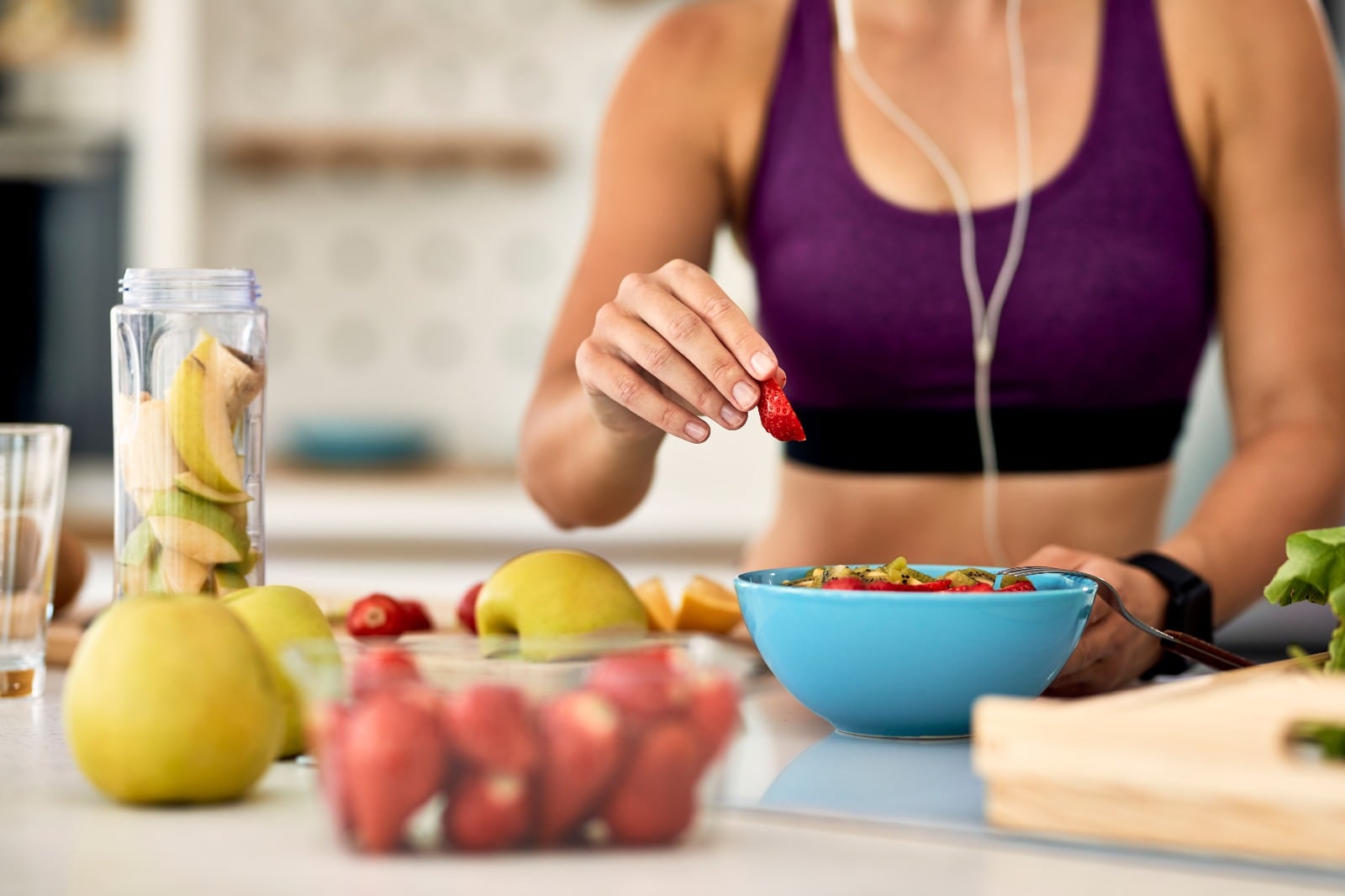 La nutrición deportiva cumple un rol determinante no solo en el desempeño físico, sino también en la concentración, la toma de decisiones y la recuperación tras el ejercicio. Especialistas destacan que una alimentación adecuada beneficia a personas de todas las edades que realizan actividad física.