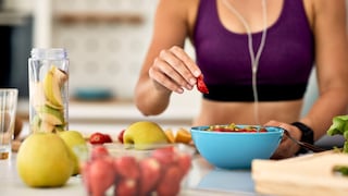 Nutrición deportiva: cómo influye en la claridad mental y la recuperación muscular