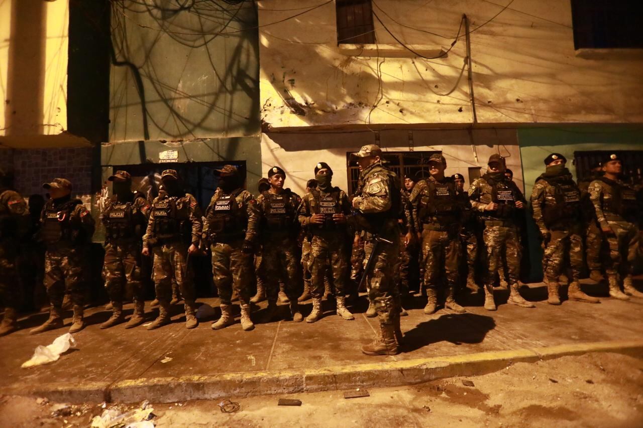 Vinculados a la banda ‘Los Sanguinarios del Callao’, serían autores de siete asesinatos. Hallaron escopeta y pistolas