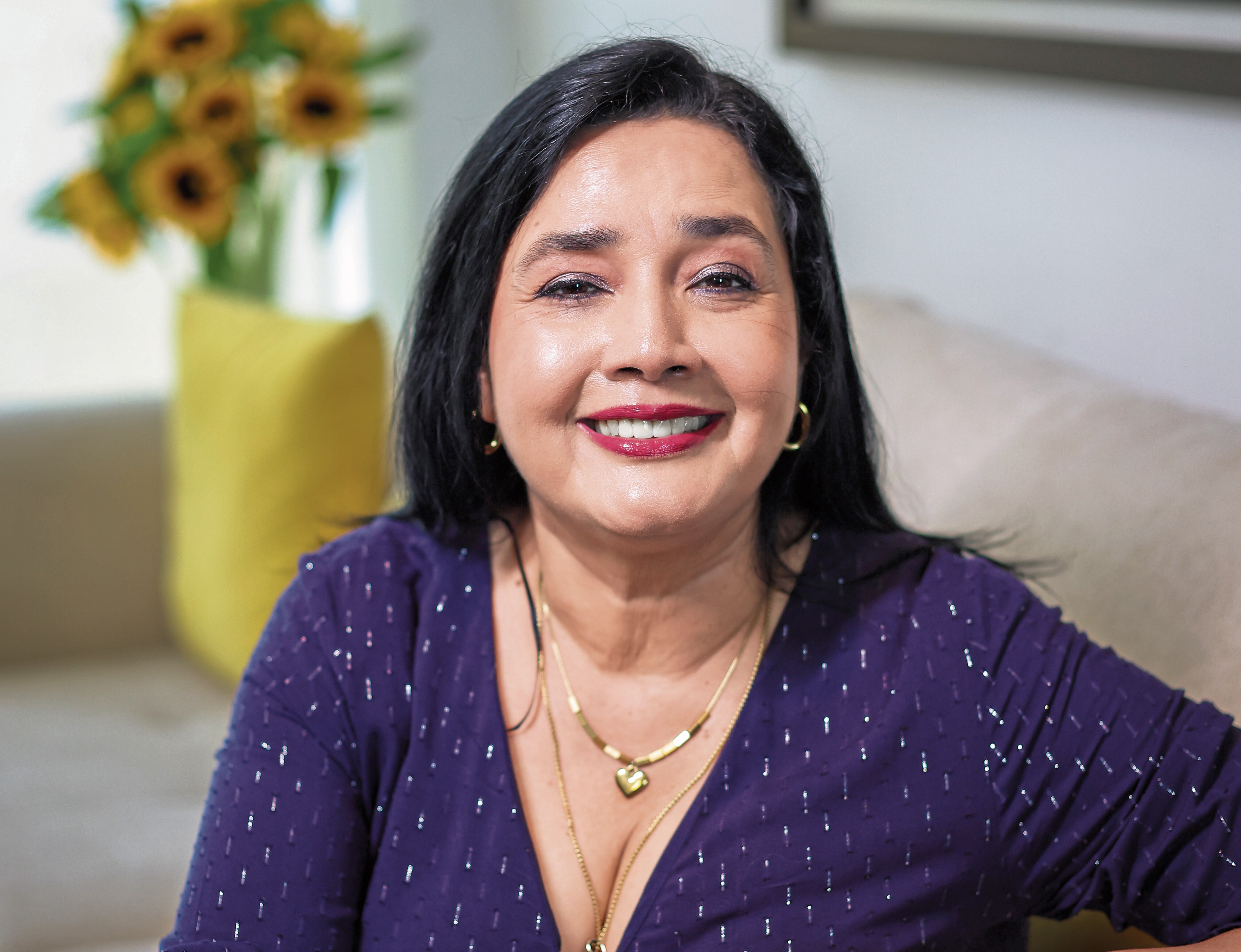 "Vivimos programados para ser funcionales, para encajar. Pero hay algo más dentro de nosotros. Cuando lo escribes, aparece”. Fotos: Joel Alonzo/GEC