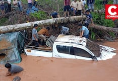 Satipo: Crecida de riachuelo arrastra dos camionetas