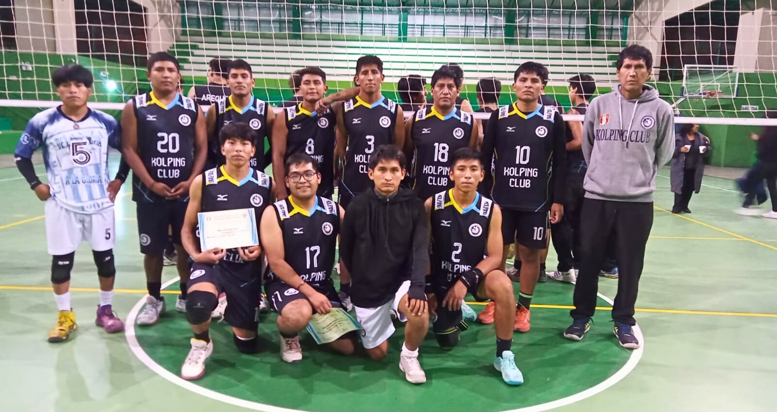 Kolping Club se coronó subcampeón del vóley Mayores Akira Kato en Arequipa. Foto: Liga de Vóley Arequipa.
