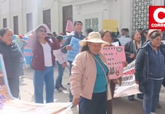 Padres del COAR Junín protestan por demora en entrega de aulas y clases virtuales (VIDEO)