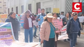 Padres del COAR Junín protestan por demora en entrega de aulas y clases virtuales (VIDEO)