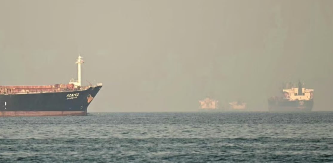 Teherán aseguró que el paso marítimo seguirá operativo hasta el fin de la tregua vigente, en el marco de las negociaciones y el reciente alto el fuego en el Líbano. FOTO: EFE