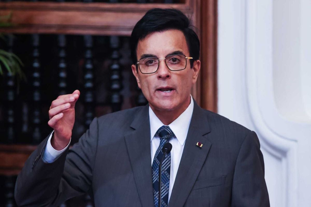 El ministro de Relaciones Exteriores aseguró que el Ejecutivo mantendrá la expulsión de ciudadanos extranjeros con antecedentes criminales. Además, informó sobre el retorno de peruanos desde Venezuela y respaldó el pedido de facultades legislativas. (Foto: El Peruano)