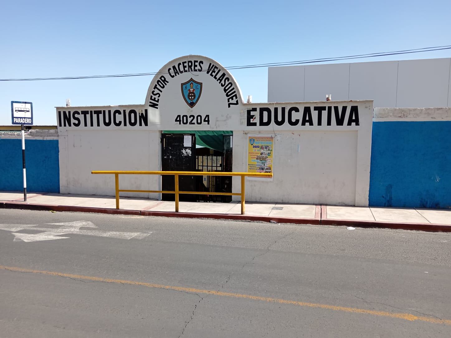 Fachada del colegio Néstor Cáceres Velásquez. Foto: Cortesía.