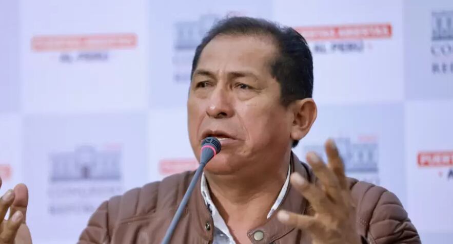 Martín Valeriano, representante de la Asociación Nacional de Integración del Transporte (Anitra), advirtió que los acuerdos con el Ejecutivo no han tenido resultados y que los conductores siguen siendo víctimas de extorsión y asesinatos. (Foto: Congreso)