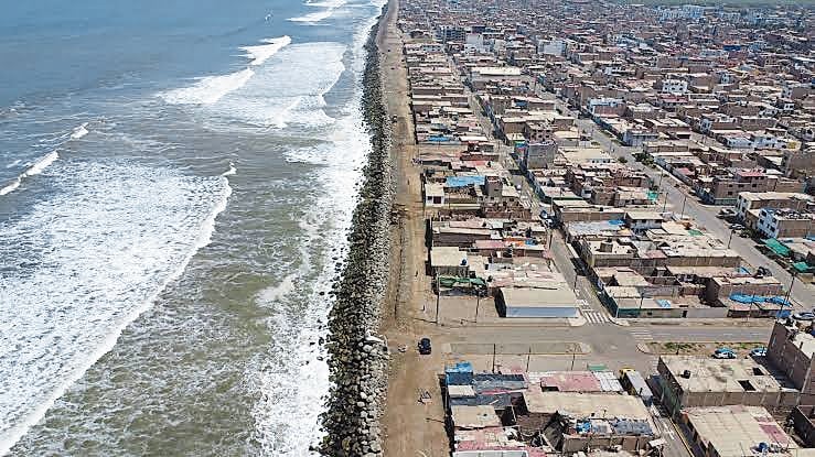 De Buenos Aires, Las Delicias y Huanchaco.