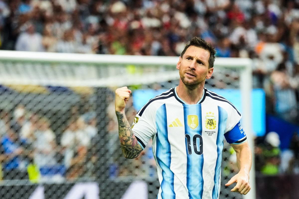 Con un doblete a los 37' y 90+5' frente a Austria, Lionel Messi alcanzó los 18 goles en Copas del Mundo. (Photo by McGuelber / Odyssey Images via AFP)