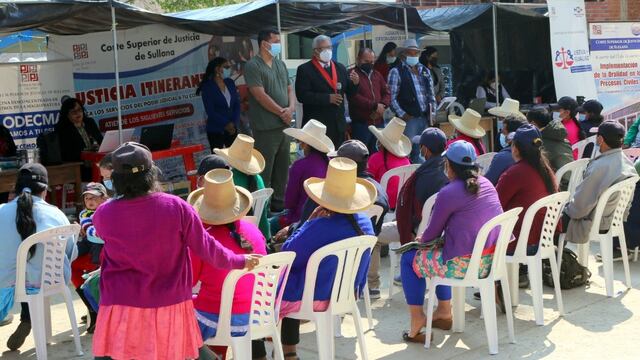 Ayabaca: Pobladores de Lagunas son atendidos en feria de Justicia Itinerante