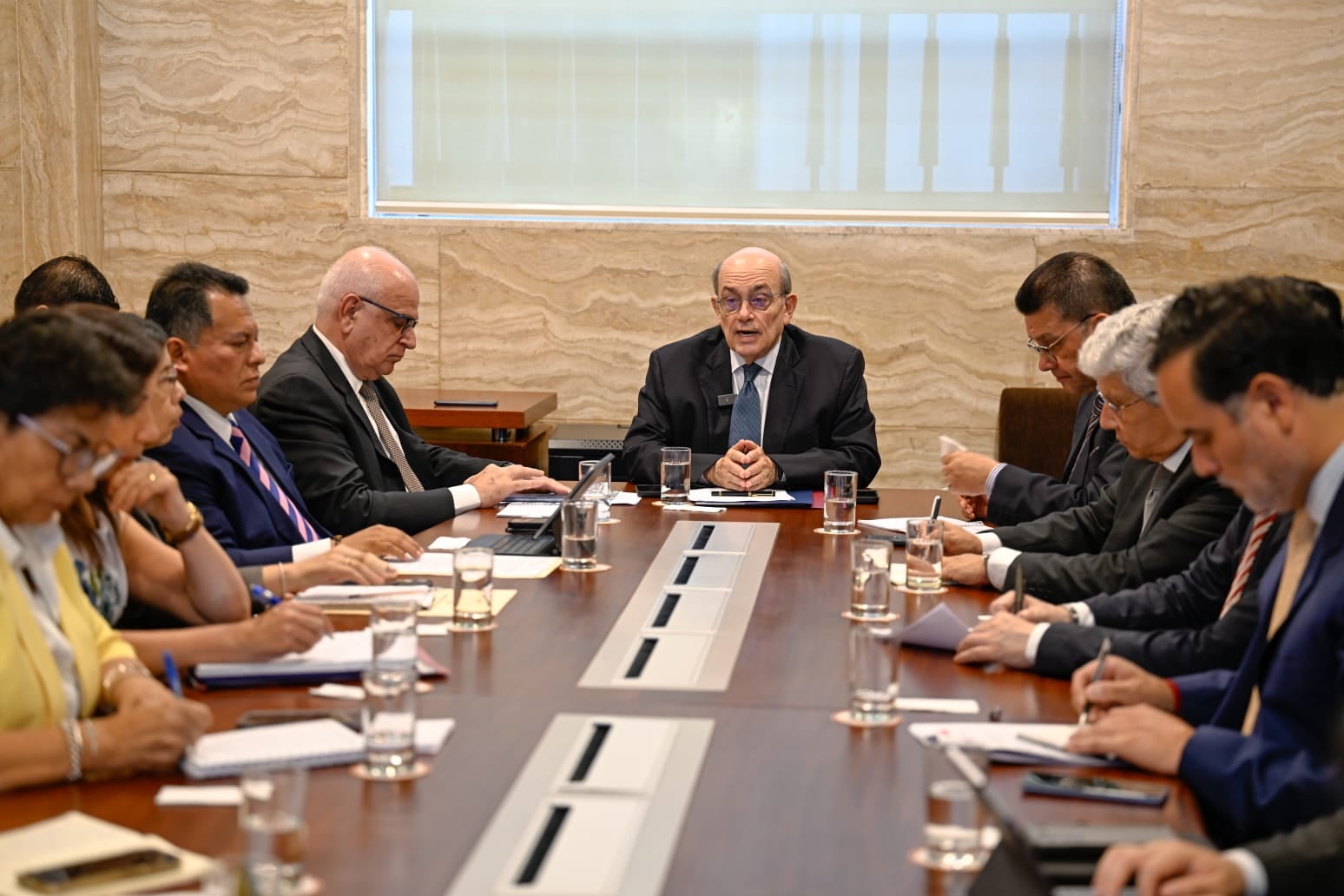 Cancillería ordena cancelar elecciones en varios países del golfo y prioriza evacuación ante posible prolongación del conflicto. FOTO: CANCILLERÍA