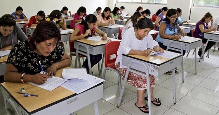 Docentes participaron de prueba para escalar en la Carrera Magisterial. (Foto: Difusión)