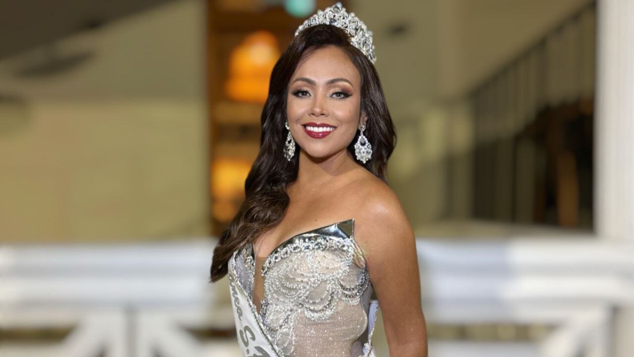 La flamante reina representará a su distrito en el concurso “Veranea San Pedro de Lloc 2025″, en el marco del carnaval.