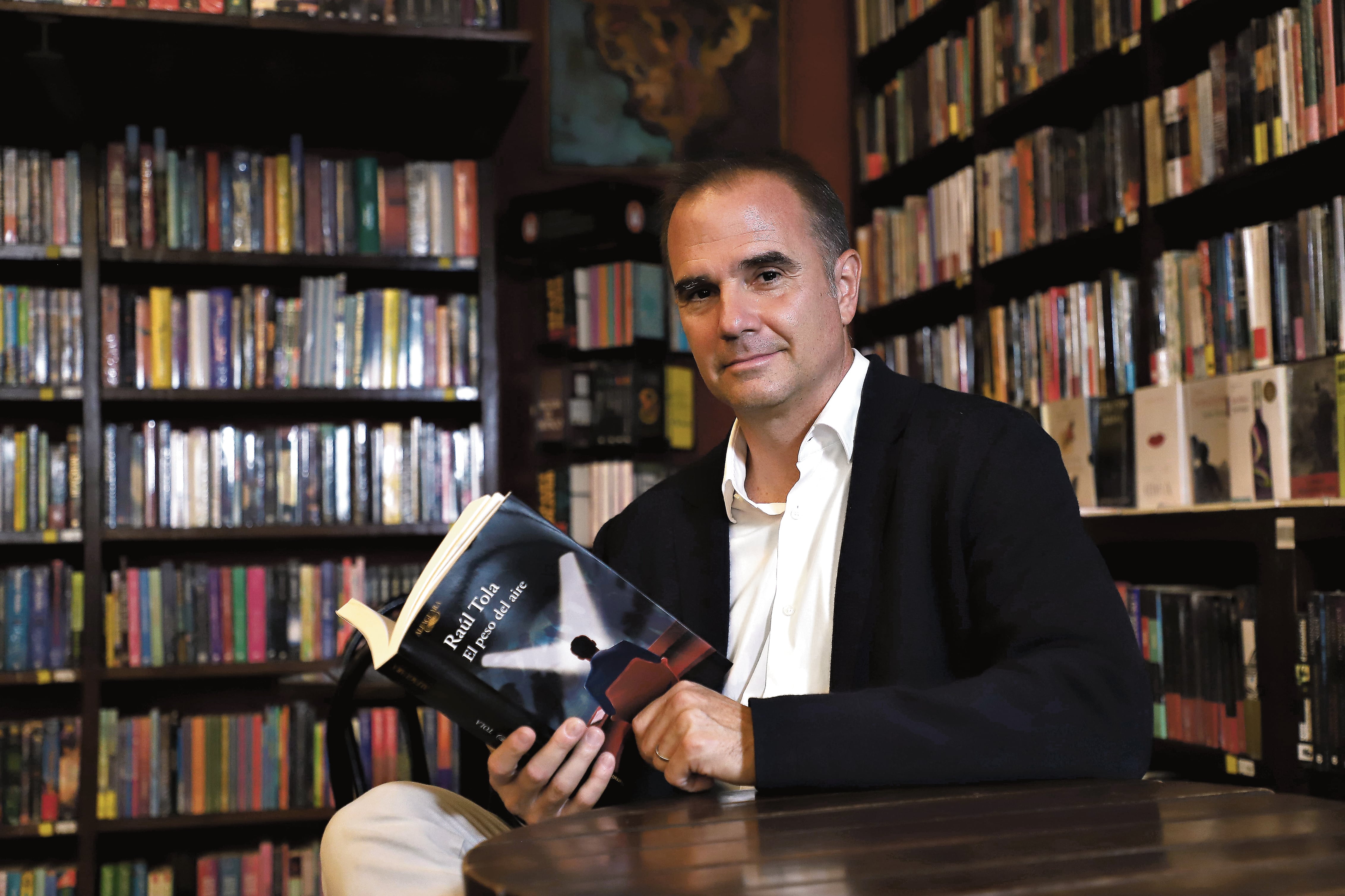 "Conocer ese tránsito entre el pasado y el presente nos ayuda a comprender mejor el tiempo que vivimos y, ojalá, a no repetir los mismos errores”. Foto: Eduardo Cavero /GEC.