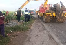 Un fallecido y tres heridos por volcadura de camioneta en Camaná (VIDEO)