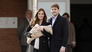 Iker Casillas y Sara Carbonero presentan a su bebé