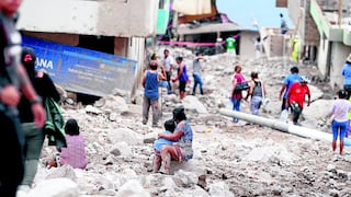 Al menos 110 familias duermen en hospedaje y complejo deportivo en Aplao tras huaico