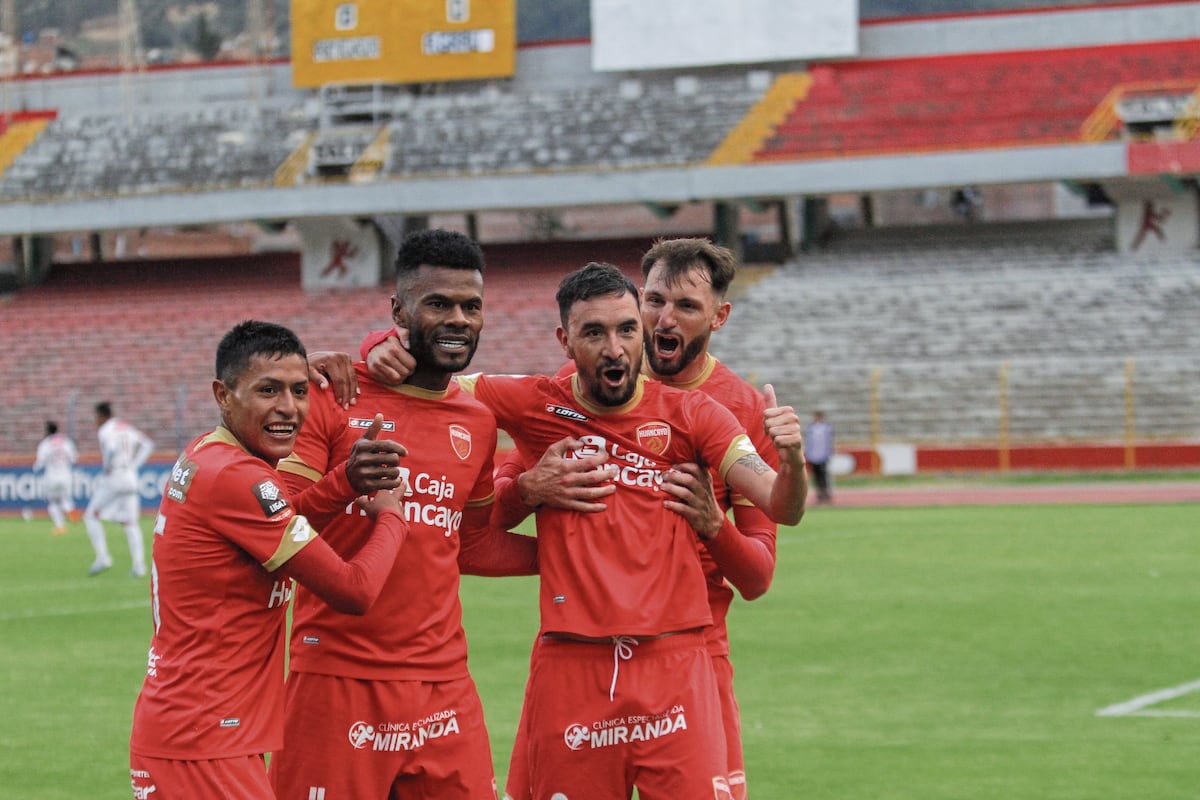 Carlos Escobar Ortiz anotó para el "Rojo Matador"